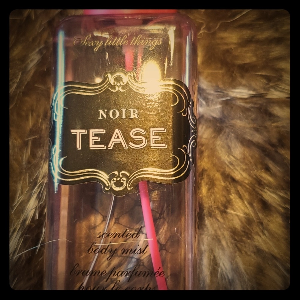 Victoria's Secret travel